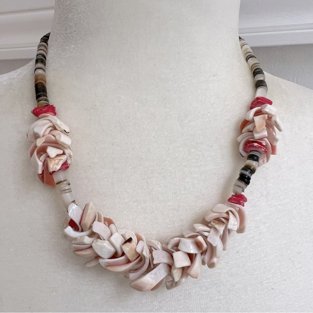 Beach shell Beachy babe boho shells beads beaded necklace